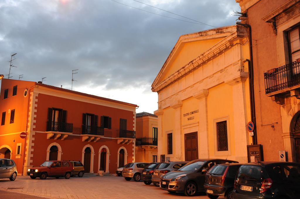 B&B Al Teatro Comiso Exterior photo