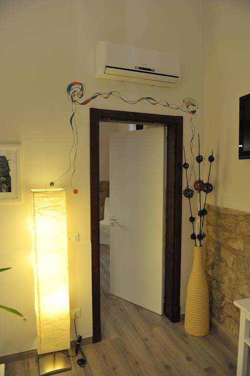 B&B Al Teatro Comiso Exterior photo